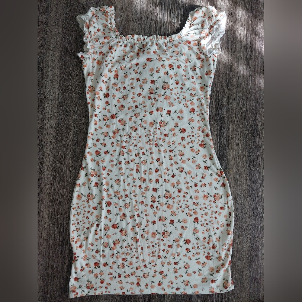 Floral Ruffle Dress - Picture 3 of 4